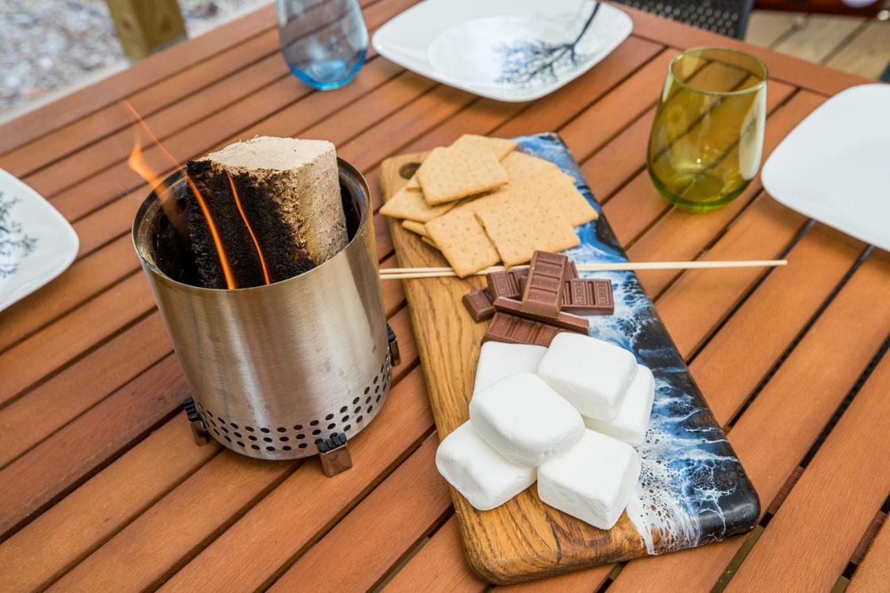 Sauna - Hot Tub - Theater - Arcade - Family Fun Holiday home Massanutten