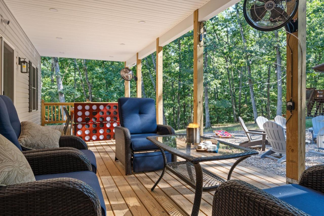 Sauna - Hot Tub - Theater - Arcade - Family Fun Holiday home Massanutten