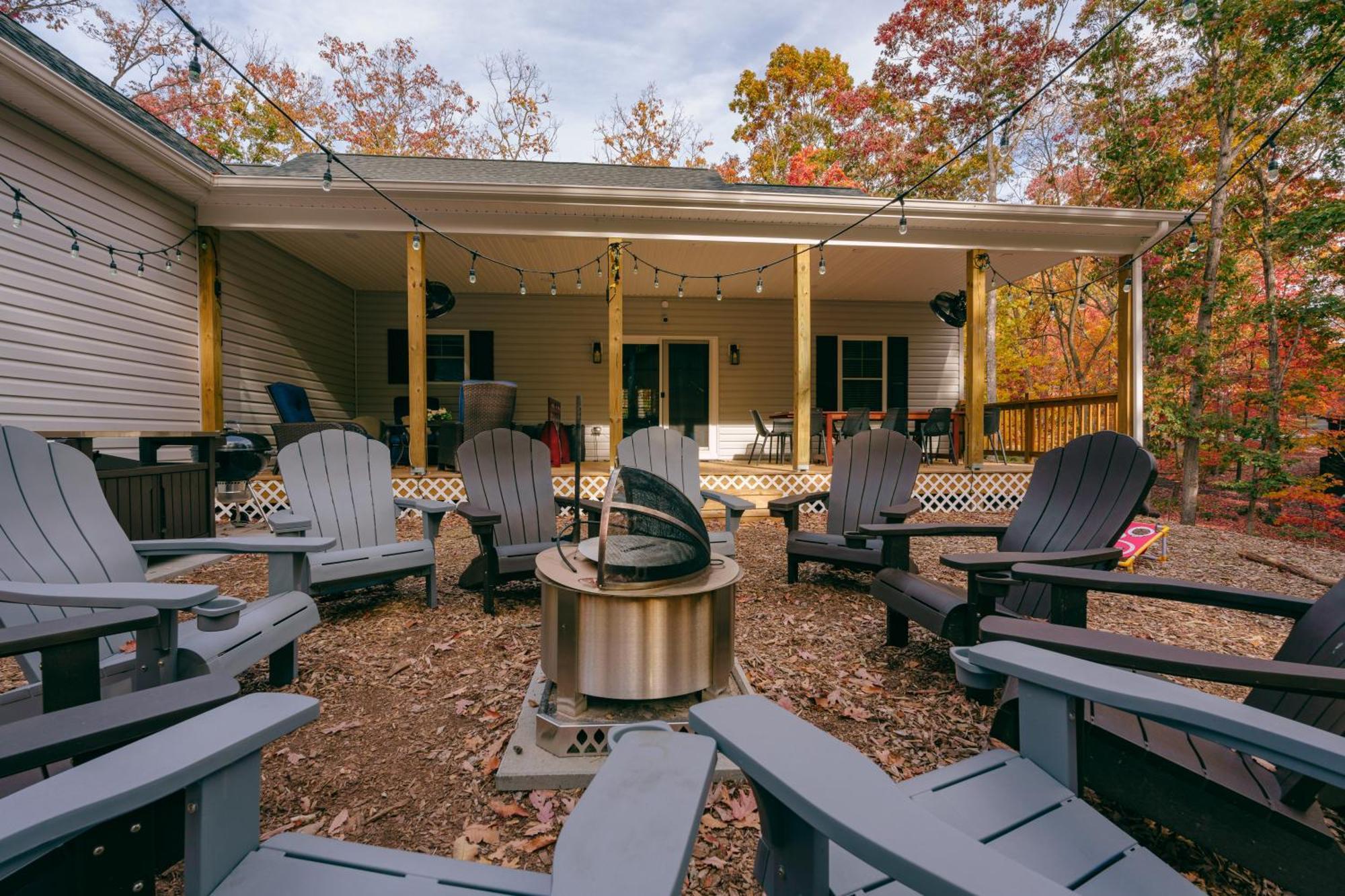 Holiday home Sauna - Hot Tub - Theater - Arcade - Family Fun *
