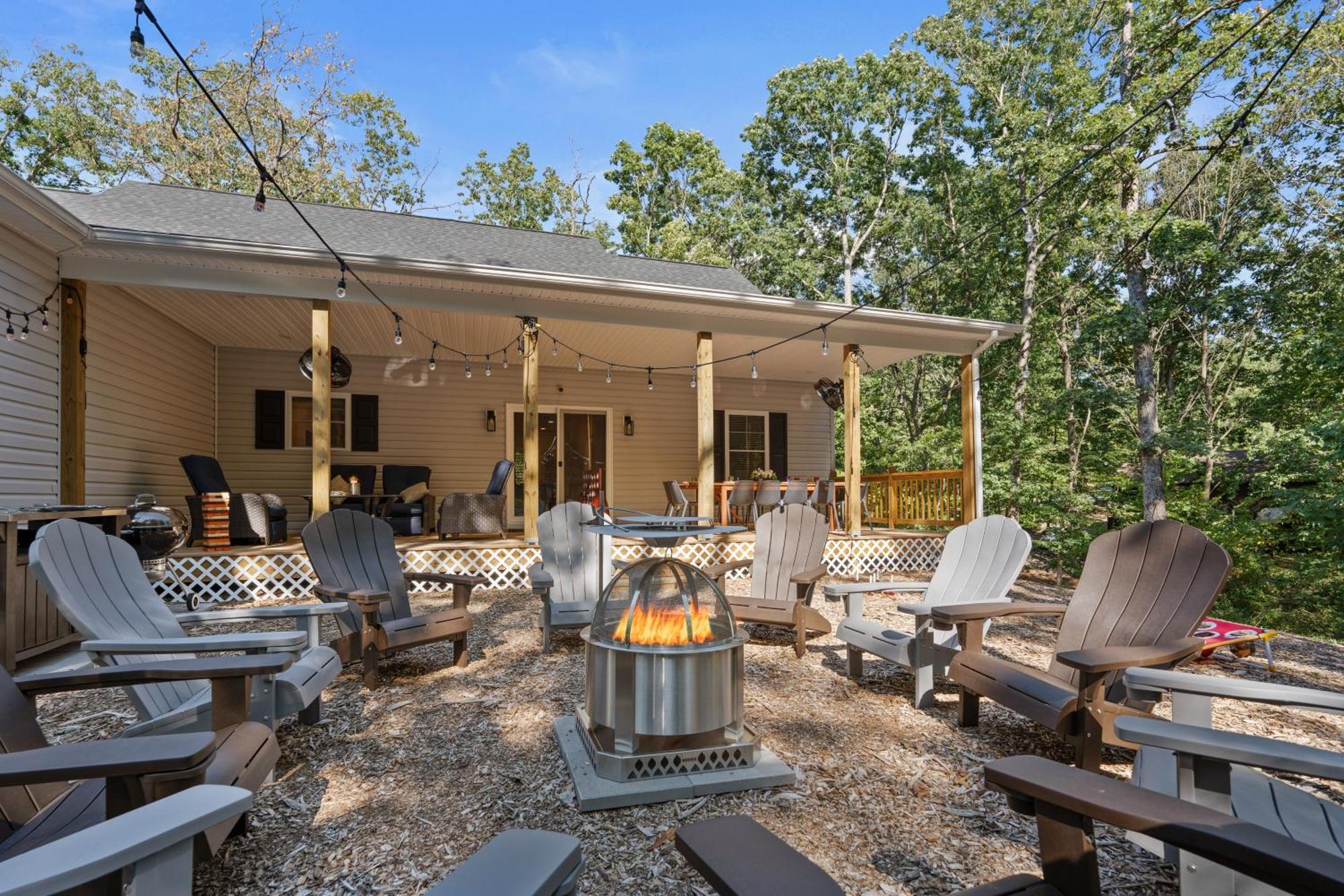 Holiday home Sauna - Hot Tub - Theater - Arcade - Family Fun *