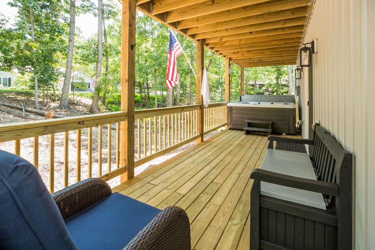 Sauna - Hot Tub - Theater - Arcade - Family Fun Holiday home Massanutten
